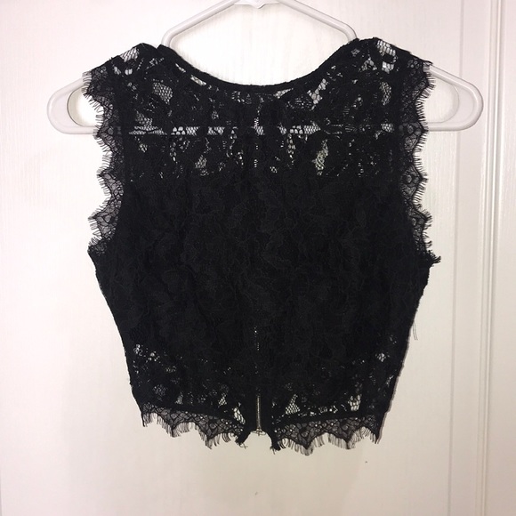 Andree Tops - Lace crop top Andree Tops - Lace crop top